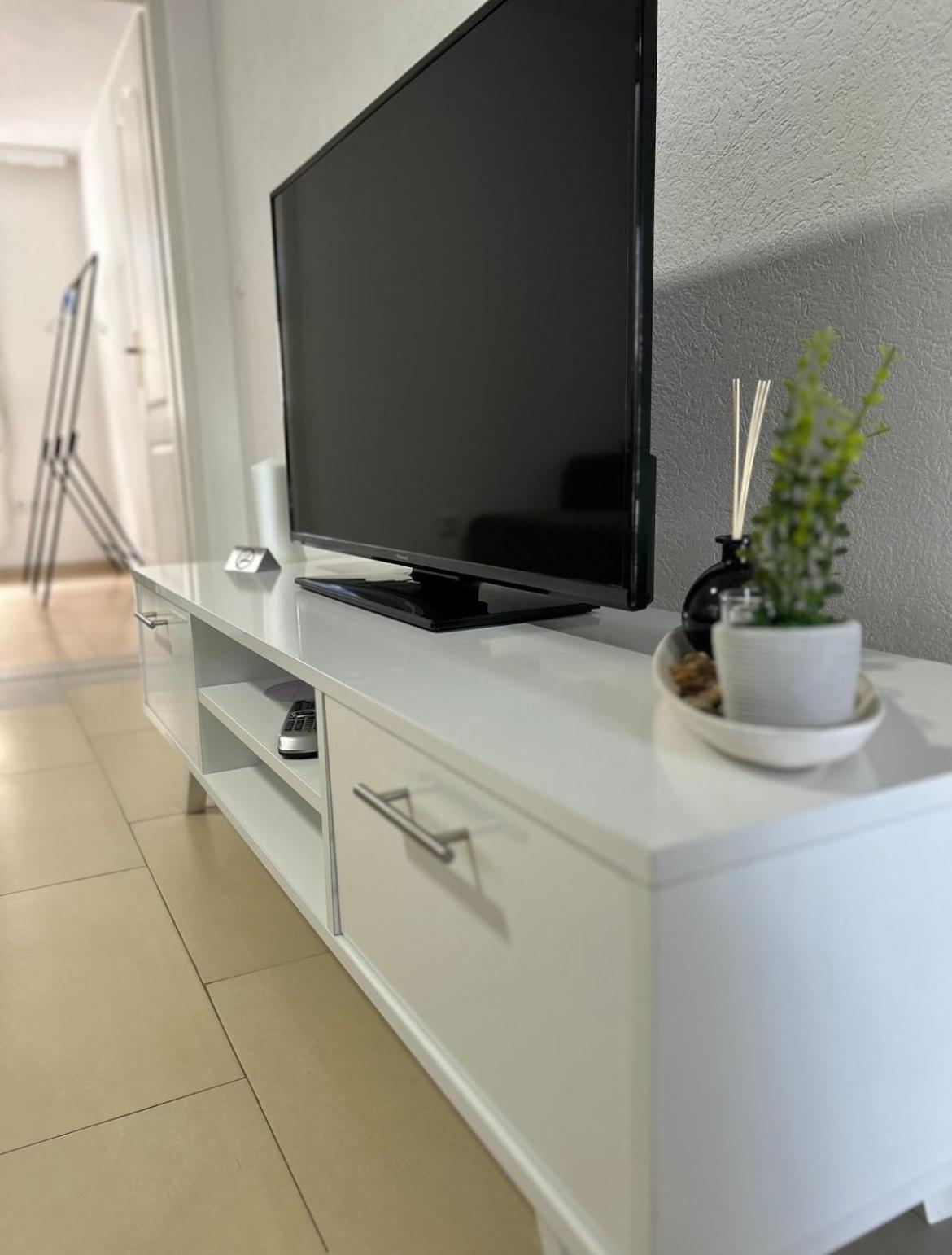 Apartmani Star トゥズラ エクステリア 写真